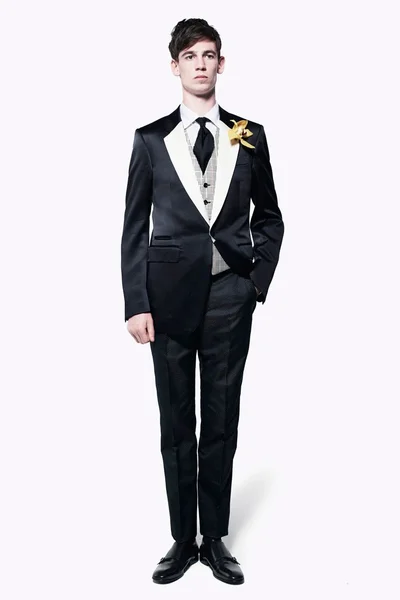 Look 28